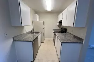 402 Boardwalk Ave 23, San Bruno, CA 94066 - Photo 1