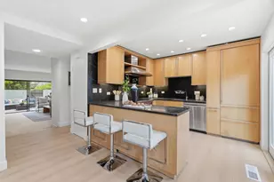 255 Sierra Vista Ave, Mountain View, CA 94043 - Photo 9