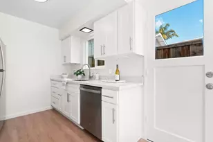 125 Mountain View Ave, Santa Cruz, CA 95062 - Photo 15