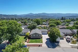 1060 Wallace Dr, San Jose, CA 95120 - Photo 23