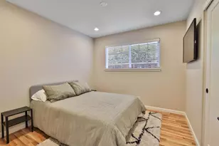 1060 Wallace Dr, San Jose, CA 95120 - Photo 11