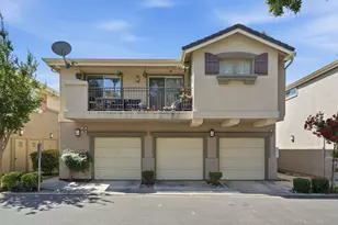 330 Oleander Dr, San Jose, CA 95123 - Photo 3