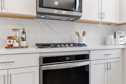 326 Agustin Narvaez St 4, San Jose, CA 95136 - Photo 3