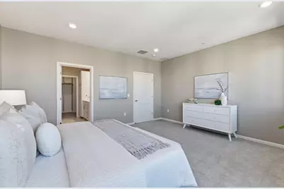 326 Agustin Narvaez St 4, San Jose, CA 95136 - Photo 13