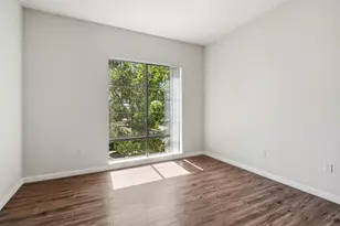 1060 S 3rd St 307, San Jose, CA 95112 - Photo 15