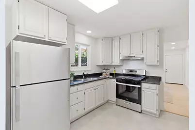528 Macarthur Ave, Redwood City, CA 94063 - Photo 7
