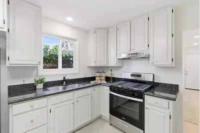 528 Macarthur Ave, Redwood City, CA 94063 - Photo 5