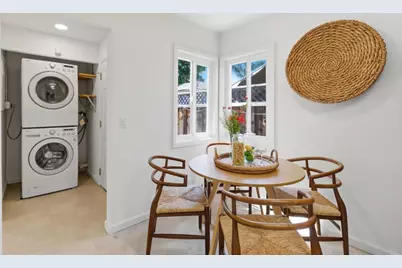 528 Macarthur Ave, Redwood City, CA 94063 - Photo 9