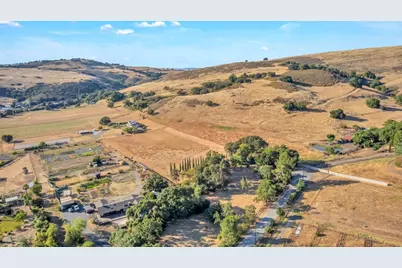 21951 Shillingsburg, San Jose, CA 95120 - Photo 17