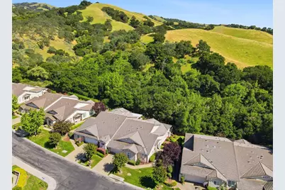 8732 McCarty Ranch Dr, San Jose, CA 95135 - Photo 37