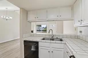 880 N Winchester Blvd 206, Santa Clara, CA 95050 - Photo 11