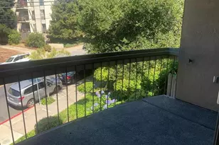 323 Monte Vista Ave 203, Oakland, CA 94611 - Photo 15