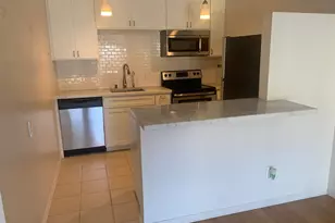 323 Monte Vista Ave 203, Oakland, CA 94611 - Photo 11