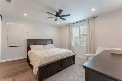 9584 Del Seis Dr, Sacramento, CA 95829 - Photo 21