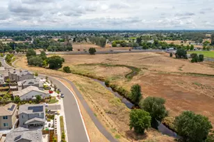 9584 Del Seis Dr, Sacramento, CA 95829 - Photo 37