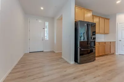 9584 Del Seis Dr, Sacramento, CA 95829 - Photo 13