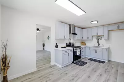 1601 S San Joaquin St, Stockton, CA 95206 - Photo 7