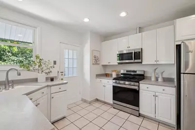 1703 Roosevelt Ave, Redwood City, CA 94061 - Photo 27