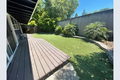 2463 Tamalpais St, Mountain View, CA 94043 - Photo 11