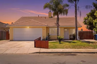 1015 Eagle Dr, Salinas, CA 93905 - Photo 1
