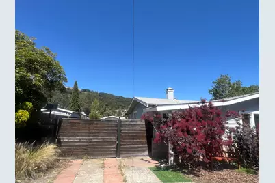 7932 Earl St, Oakland, CA 94605 - Photo 5