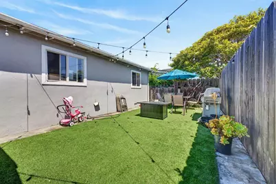 1852 Laguna St, Seaside, CA 93955 - Photo 19