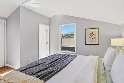 3010 Alameda De Las Pulgas, San Mateo, CA 94403 - Photo 29