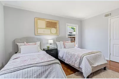 3010 Alameda De Las Pulgas, San Mateo, CA 94403 - Photo 33