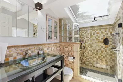 3010 Alameda De Las Pulgas, San Mateo, CA 94403 - Photo 37
