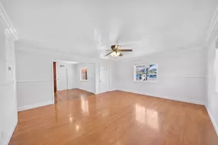 1238 Tahiti Pl, Salinas, CA 93905 - Photo 9