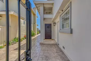 209 Montclair Ln, Salinas, CA 93906 - Photo 3