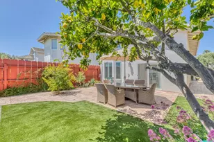 209 Montclair Ln, Salinas, CA 93906 - Photo 11