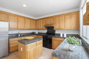 909 Baines St, East Palo Alto, CA 94303 - Photo 25