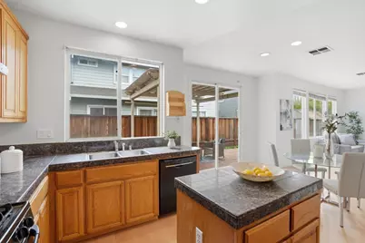 909 Baines St, East Palo Alto, CA 94303 - Photo 27