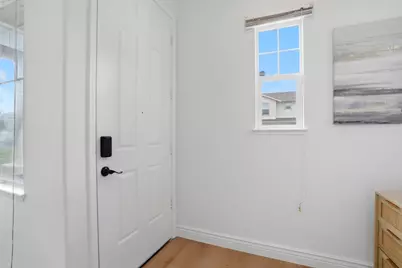 909 Baines St, East Palo Alto, CA 94303 - Photo 5