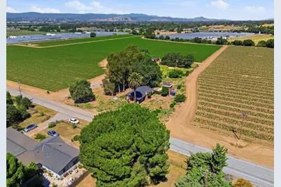 3115 Leavesley Rd, Gilroy, CA 95020 - Photo 25