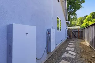 135 Belcrest Dr, Los Gatos, CA 95032 - Photo 29