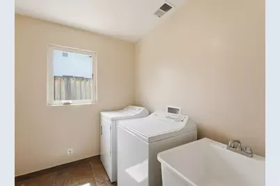 135 Belcrest Dr, Los Gatos, CA 95032 - Photo 27