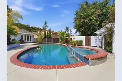 135 Belcrest Dr, Los Gatos, CA 95032 - Photo 27