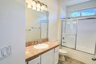 9400 Trolio Way, Elk Grove, CA 95624 - Photo 15