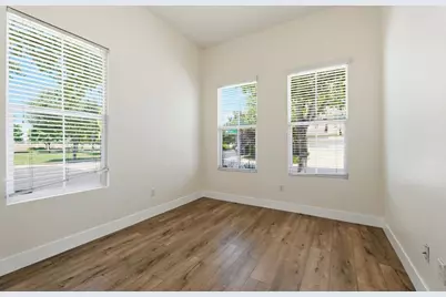 9400 Trolio Way, Elk Grove, CA 95624 - Photo 19