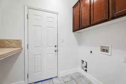 9400 Trolio Way, Elk Grove, CA 95624 - Photo 37