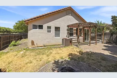 9400 Trolio Way, Elk Grove, CA 95624 - Photo 41