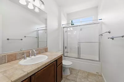 9400 Trolio Way, Elk Grove, CA 95624 - Photo 35