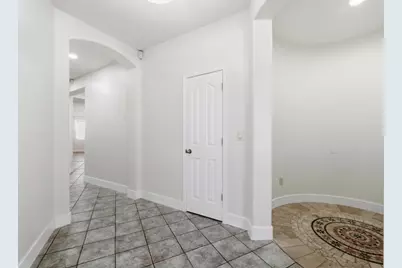 9400 Trolio Way, Elk Grove, CA 95624 - Photo 5