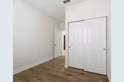 9400 Trolio Way, Elk Grove, CA 95624 - Photo 19