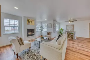 172 Paddon Pl, Marina, CA 93933 - Photo 9