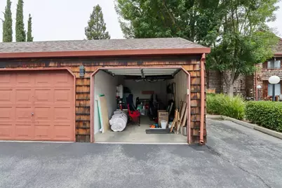 1555 Hecker Pass Rd E201, Gilroy, CA 95020 - Photo 23