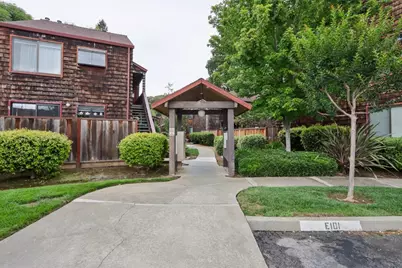 1555 Hecker Pass Rd E201, Gilroy, CA 95020 - Photo 19