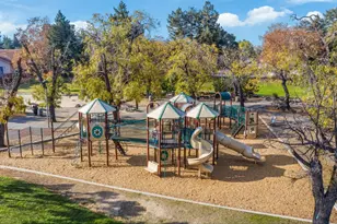 10019 Dove Oak Ct, Cupertino, CA 95014 - Photo 43